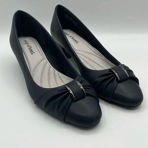 Easy Street Women’s Navy Eloise Block Heel Pumps